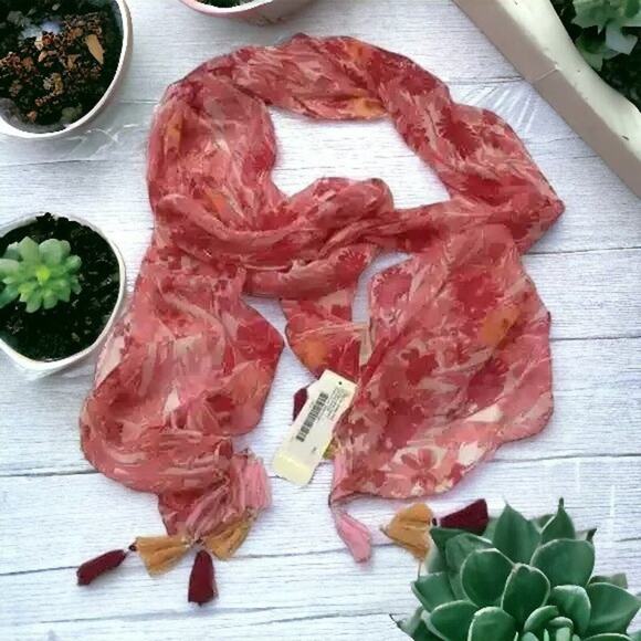 Pink Floral Scarf Tasseled Rectangle Women’s Fall Accessory - Picture 1 of 16
